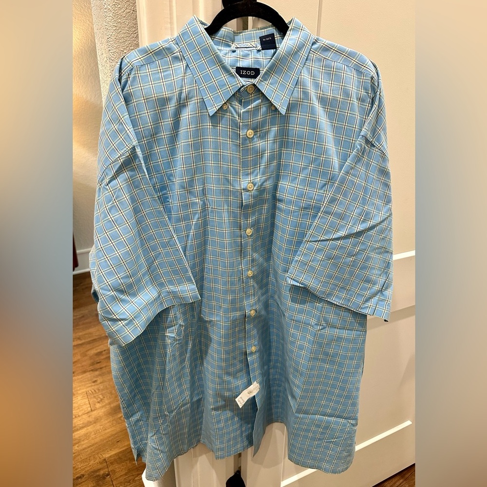 IZOD Men's Blue Plaid Shirt